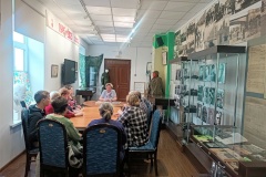 В Центре культуры и досуга «Кировец» прошла патриотическая программа «Славная и героическая», посвященная Дню пограничника