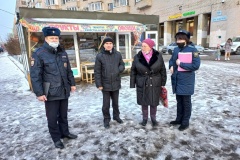 К борьбе с незаконной торговлей в районе подключились судебные приставы