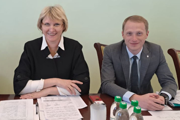 В Смольном прошло совещание, посвященное системе «Честный знак»