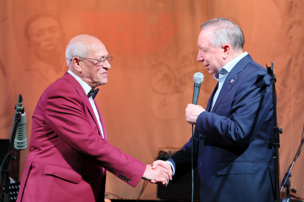 Праздничный концерт в честь 80-летия Давида Голощекина