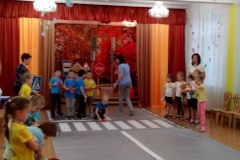 Правила дорожного движения для самых юных
