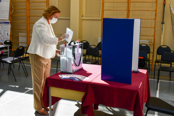 Лидеры общественного мнения выразили свою гражданскую позицию по поправкам к Конституции Российской Федерации