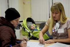 Свыше 180 тысяч петербуржцев обратились в службу социальных участковых