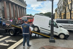 Продолжаются мероприятия по ликвидации незаконной торговли в Санкт‑Петербурге