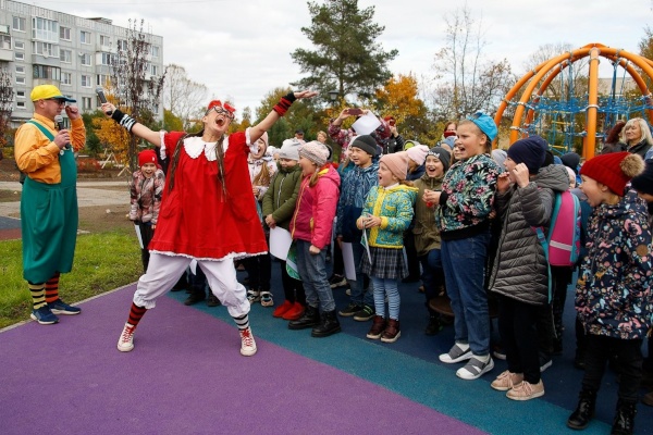 В новом общественном пространстве – первый праздник