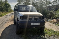 В Петродворцовом районе разыскиваются владельцы разукомплектованных транспортных средств