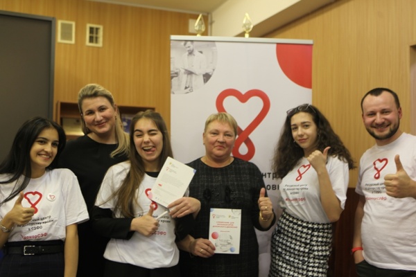 Для учащихся старших классов школы №498 Невского района прошел «Донорский урок»