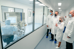 Предприятия особой экономической зоны «Санкт‑Петербург» увеличат выпуск жизненно-необходимых лекарственных препаратов