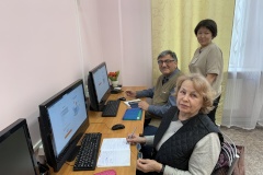 Во Фрунзенском районе стартовал новый обучающий проект «КомпФин» для получателей социальных услуг