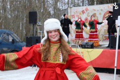 В эти выходные на всех площадках Курортного района прошли масленичные народные гуляния
