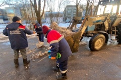 За последние дни с внутриквартальных территорий Курортного района вывезено 8,5 тыс. куб. м. снежных масс