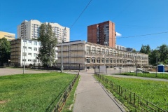 Глава района Виктор Полунин проверил подготовку к новому учебному году в 90 школе