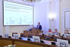 За 2022 год численность работников в промышленности Петербурга увеличилась на 26,5 тысяч человек