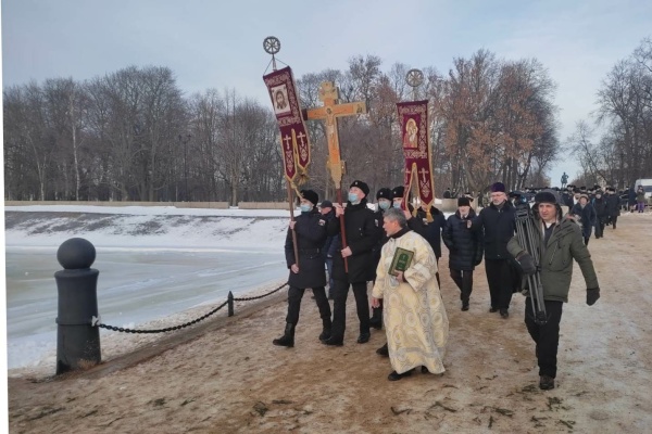 Крещенские купания в Петербурге прошли без происшествий