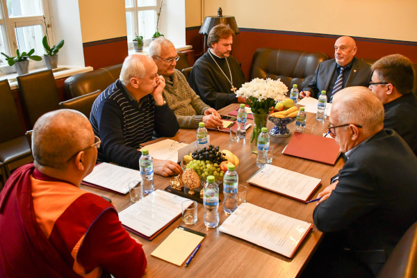 Заседание комиссии по гармонизации межнациональных и межконфессиональных отношений Общественной палаты Санкт‑Петербурга