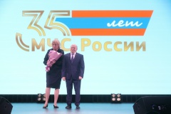 В преддверии юбилейной даты — 35‑летия со дня образования МЧС России в Выборгском районе прошел праздник!