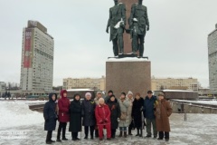 Жители серебряного возраста Петроградского района почли память героев-защитников Ленинграда