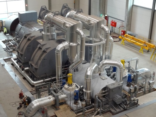 Машинный зал ТЭС Раахе