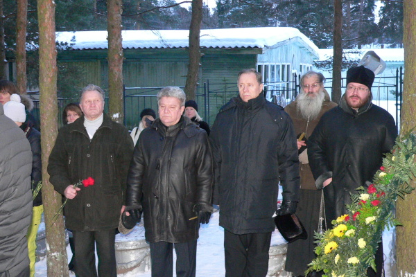 Торжественно траурные митинги в честь 69-й годовщины освобождения Ленинграда