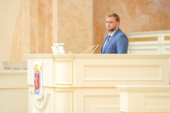 Правительство Санкт‑Петербурга представило в Законодательном Собрании итоги прошедшего отопительного сезона