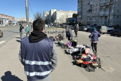 Более 130 рейдов: в Петербурге усилили контроль за торговлей у станции метро «Озерки»
