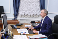 Петербург продолжает помогать восстановлению Мариуполя