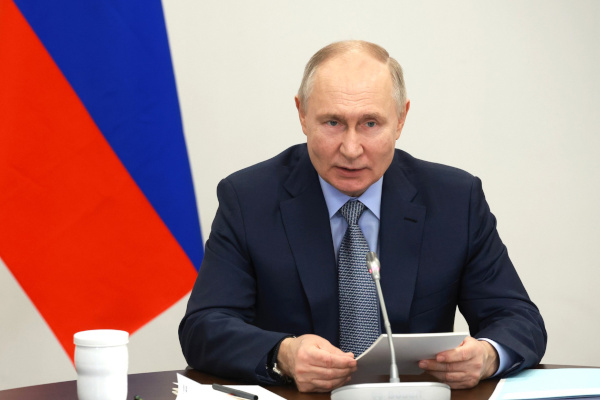 Совещание по вопросам дальнейшего социально-экономического развития Санкт‑Петербургской агломерации