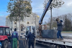 На Якорной площади в Кронштадте завершился демонтаж сада-трансформера