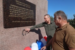 Александр Беглов посетил Мариуполь в День города
