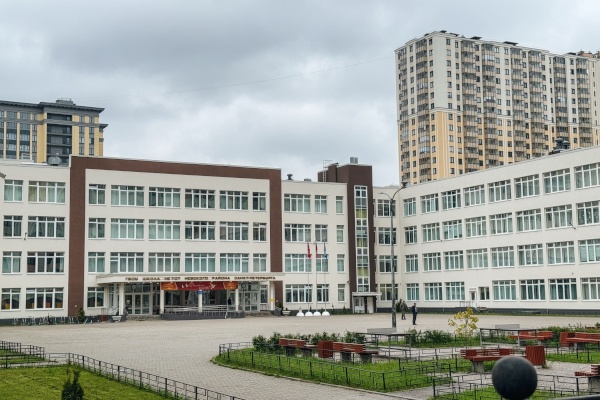 Последний звонок в школе №707