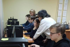В музее компьютерной техники ЦД(Ю)ТТ Московского района прошел мастер-класс для активов школьных музеев