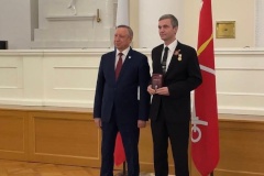 Педагогам Московского района вручили награды правительства