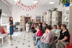 В Детской библиотеке №12 Фрунзенского района («Краеведческий центр») прошла встреча «Маленькие гости большой киностудии».