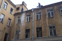 Об уборке внутриквартальных территорий 12 марта