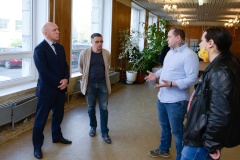 Глава администрации Фрунзенского района поздравил библиотечных работников с профессиональным праздником