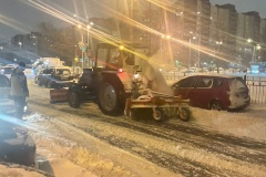 Расчистка транспортных магистралей во Фрунзенском районе