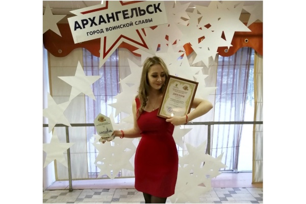 Председатель Молодежного совета при главе администрации Кировского района Елена Пальчикова стала лауреатом IX фестиваля творческой молодёжи городов воинской славы и городов-героев России