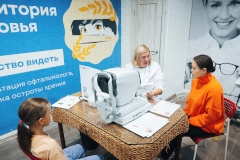 Александр Беглов: В крупных торговых комплексах Петербурга организуют постоянные центры медицинской диагностики