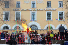Жителей и гостей Кировского района приглашают на празднование Масленицы