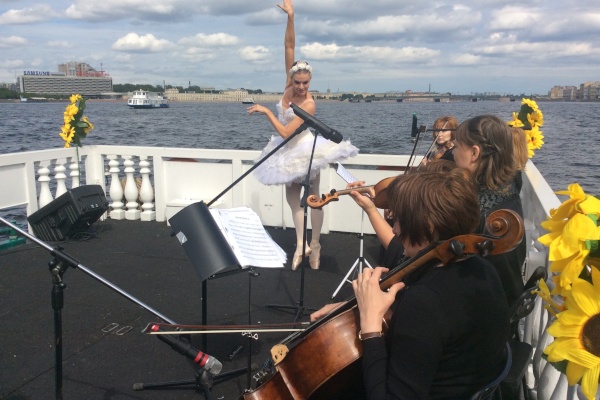 Участие Адмиралтейского района Санкт‑Петербурга в праздничном мероприятии, посвященном Дню работников морского и речного флота, 08.07.2017