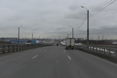 На Индустриальном путепроводе обновят дорожное полотно