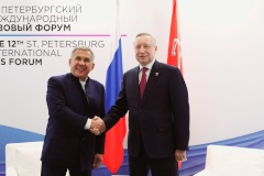 Александр Беглов предложил разработать новую дорожную карту по развитию сотрудничества между Петербургом и Республикой Татарстан