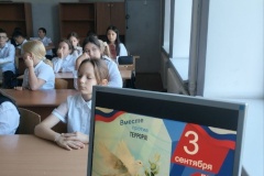 В школах Курортного района сегодня проходят памятные мероприятия, посвященные истории России