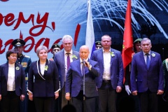На концерте, посвящённом Дню полного освобождения Ленинграда от фашистской блокады, поздравили жителей и ветеранов Калининского