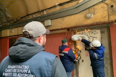Проводятся мероприятия по пресечению фактов самовольного использования государственного имущества. Освобождаются объекты нежилого фонда общей площадью более тысячи квадратных метров.