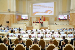 Александр Беглов поздравил с Днём защитника Отечества петербургских кадетов, курсантов и ветеранов Вооружённых сил
