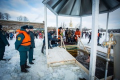 В 10 районах Петербурга оборудовано 17 мест для крещенских купаний