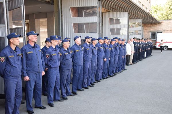 Петербургские пожарные отметили 218-ую годовщину со дня появления в городе первой профессиональной пожарной команды