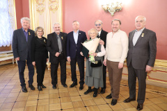 Народные артисты, народные художники, народные архитекторы и народные учителя будут получать дополнительные выплаты к пенсии