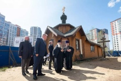 Сергей Петриченко поздравил митрополита Варсонофия с Днём рождения